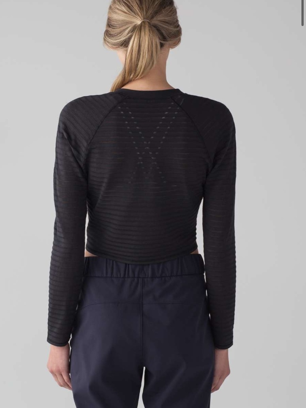 Lululemon Uncovered Black Long-Sleeve Cropped Ribbed Top - Picture 2 of 7